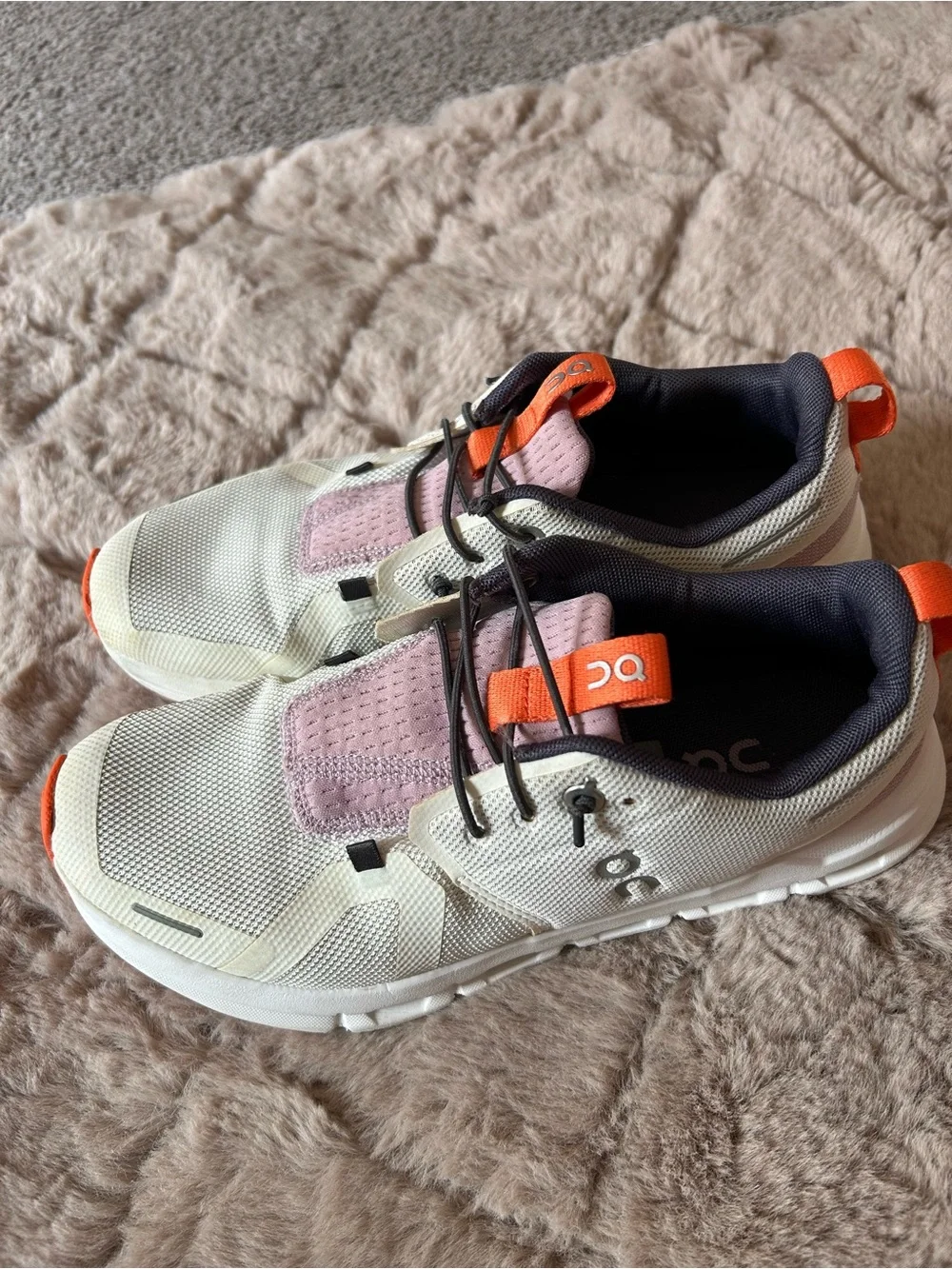 On Running Sneakers in Cream with Pink & Orange Accents size 5.5Youth